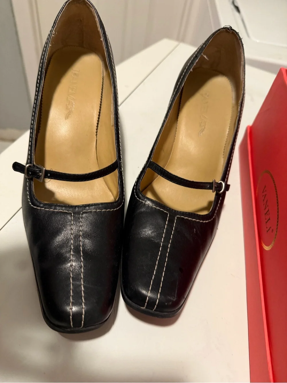 None timeless instep black