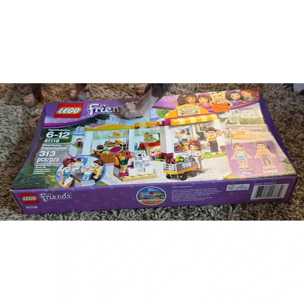 Lego aisles bakery