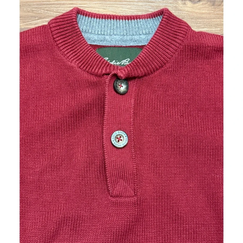 Eddie Bauer neck 25