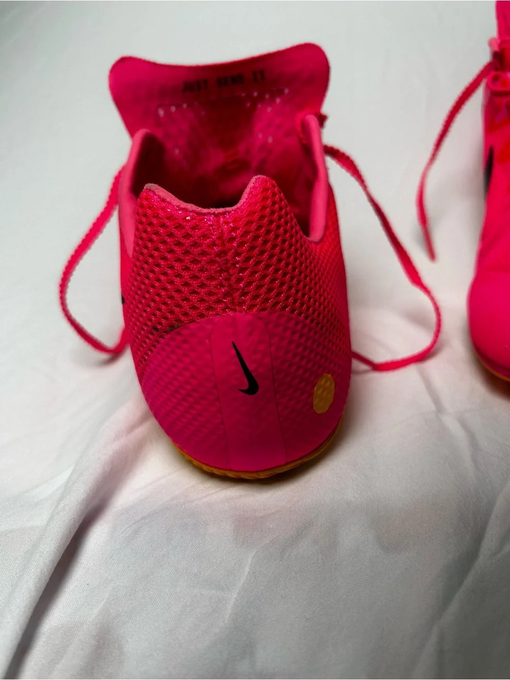 Nike sport lace accents