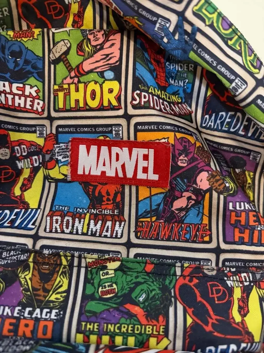 Marvel school or shoulder
