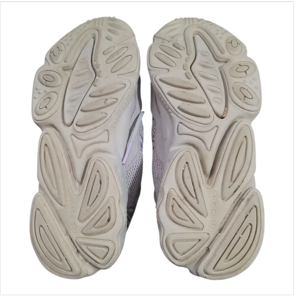 Adidas ozweego night runner athletic running shoes reflective White Sneakers