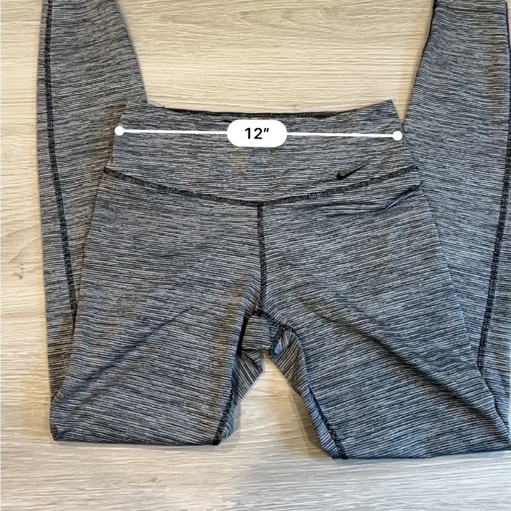 Nike women grey