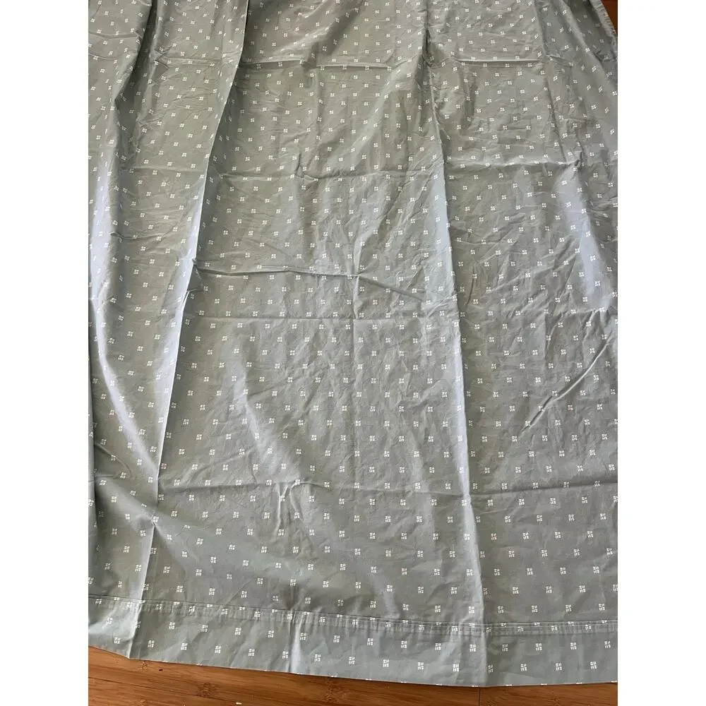 Threshold queen size