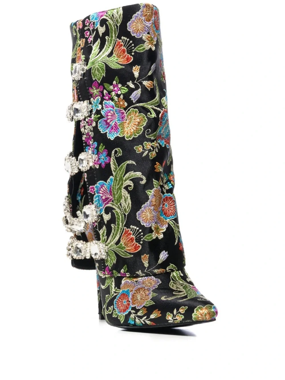 Azalea Wang heel slightly