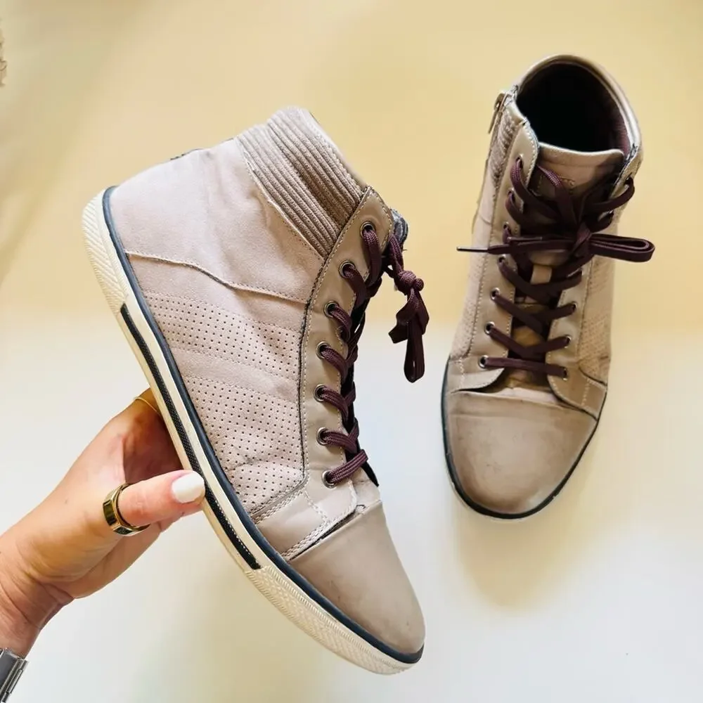 Kenneth Cole grey high
