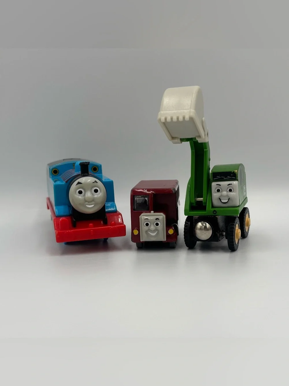 RARE Y2K Thomas the Train & Friends Motorized Thomas Bertie Bus Alfie Toy Lot