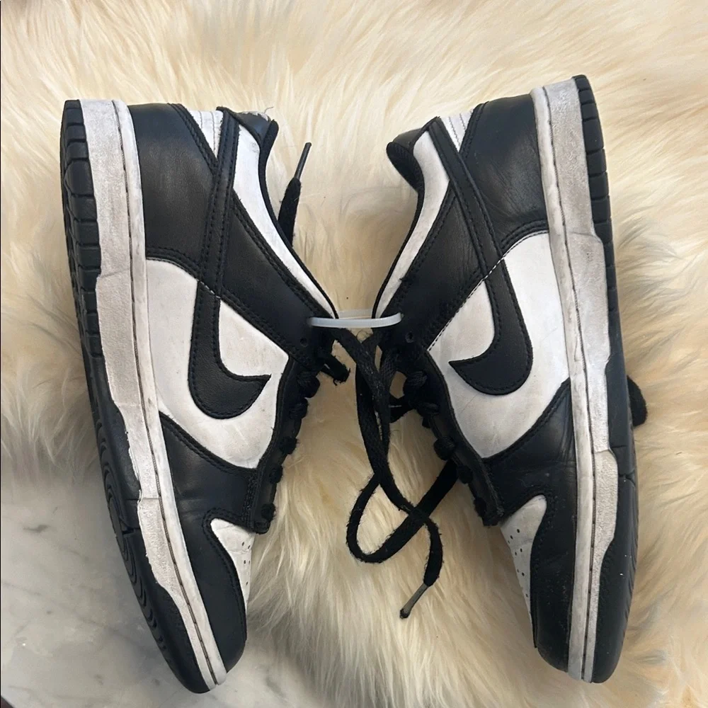 Nike classic sneakers