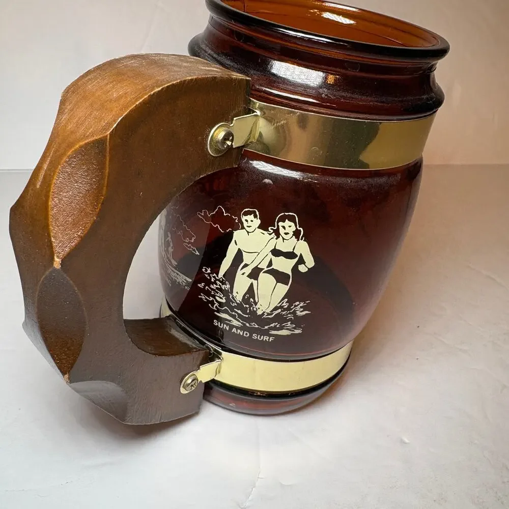 Vintage Ocean City New Jersey Souvenir Brown Glass Barrel Mug Wood Handle