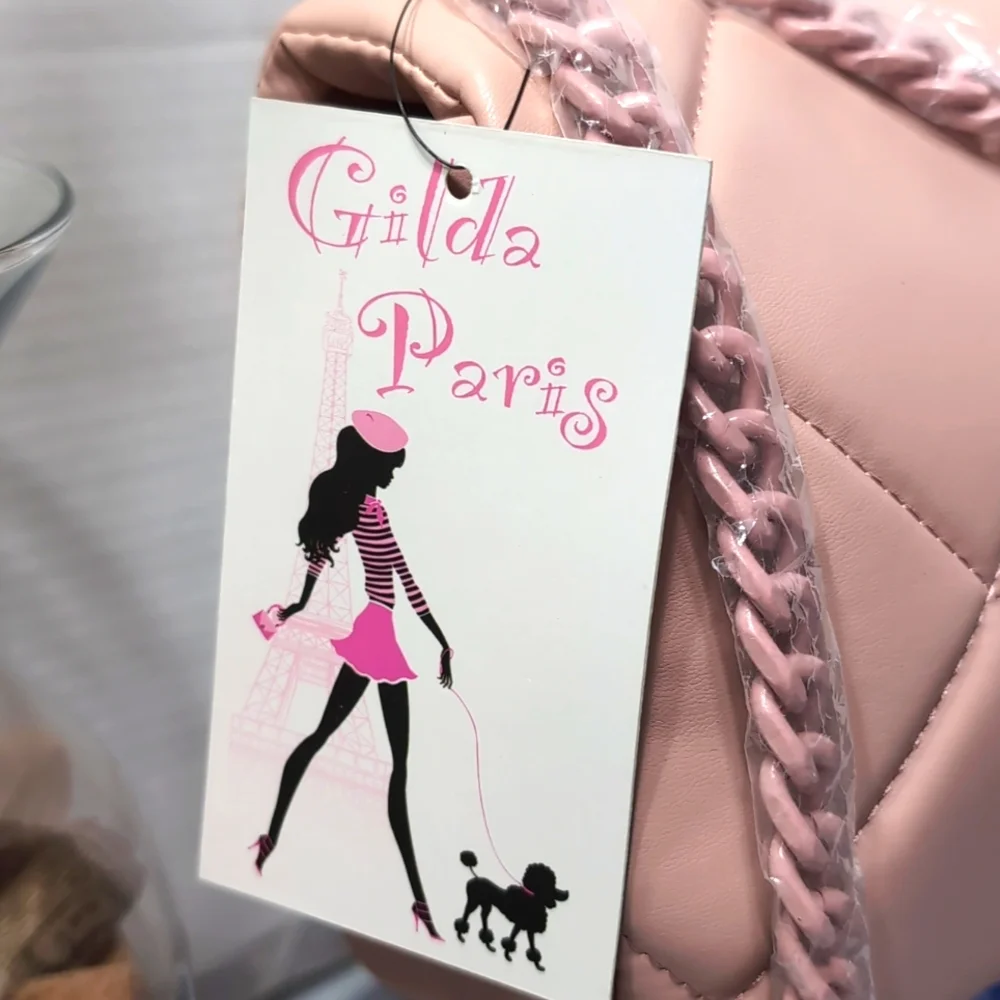 Gilda Paris chic stylish