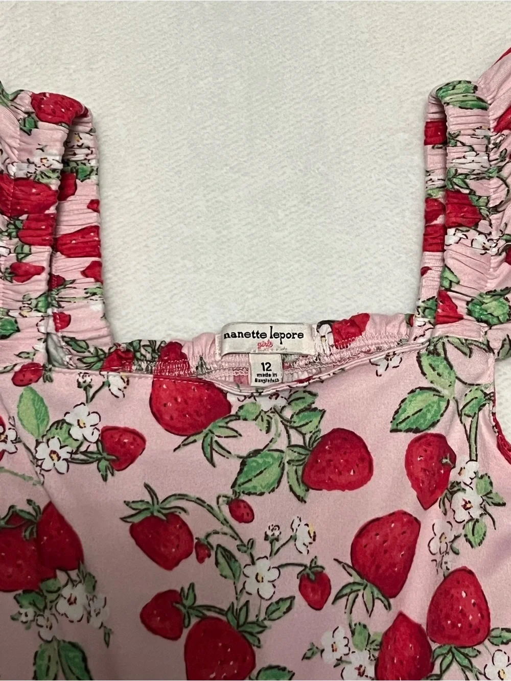 Nanette Lepore 🍓 sweet