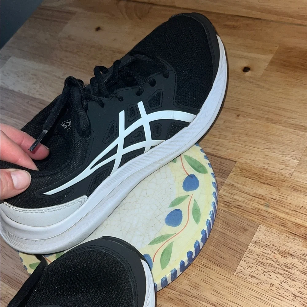 Asics classic running