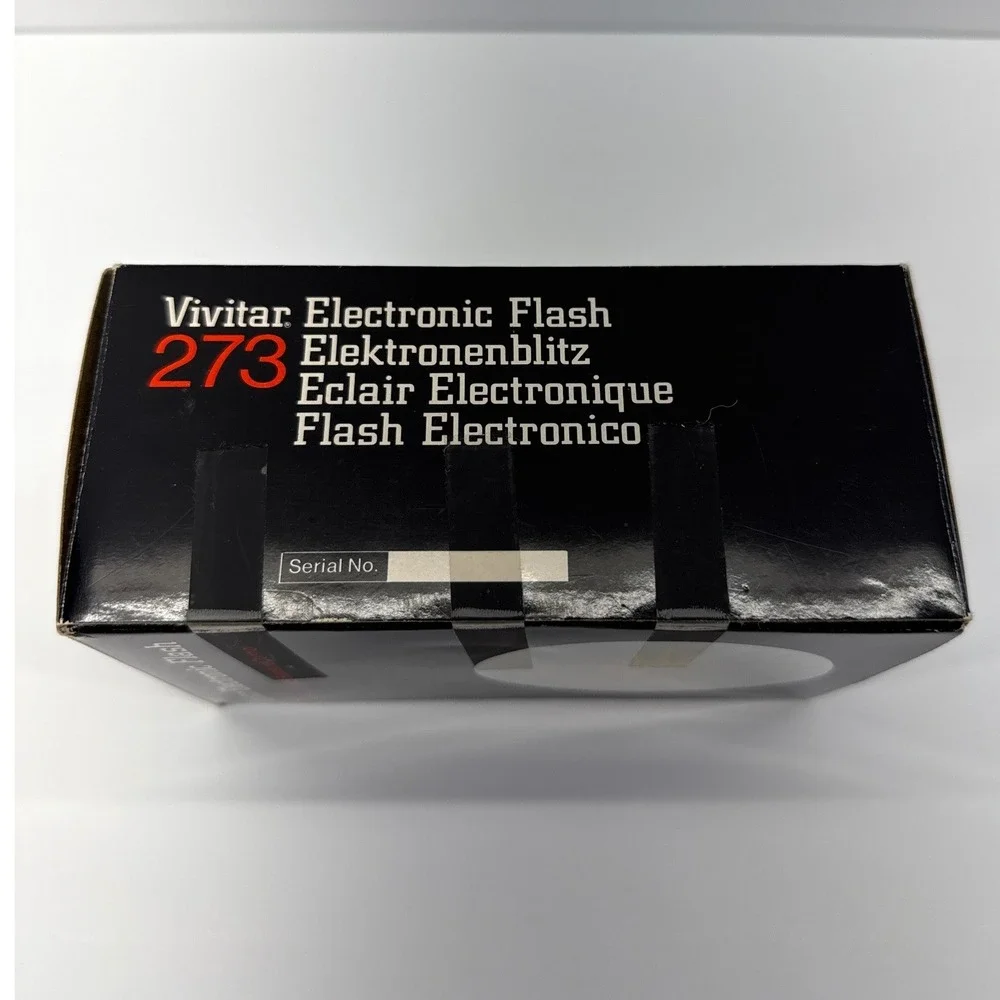 Vivitar Model 273 Automatic Thyristor Electronic Flash with Box and Manual