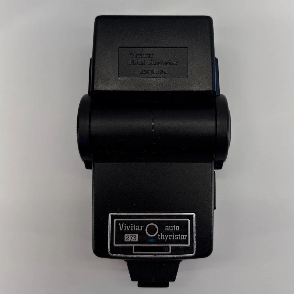 Vivitar Model 273 Automatic Thyristor Electronic Flash with Box and Manual