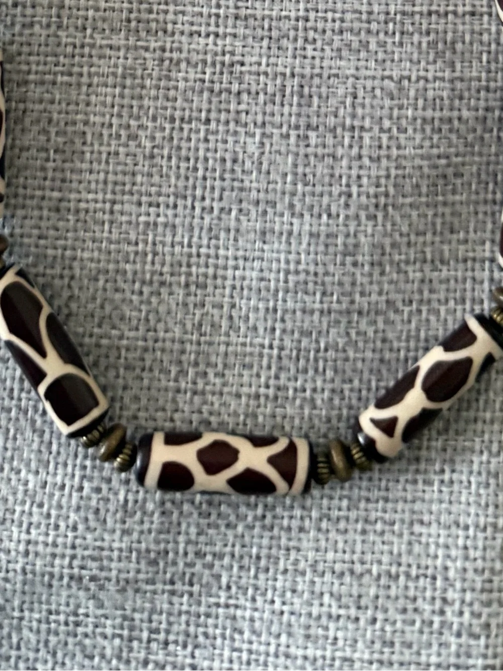 N/A safari giraffe