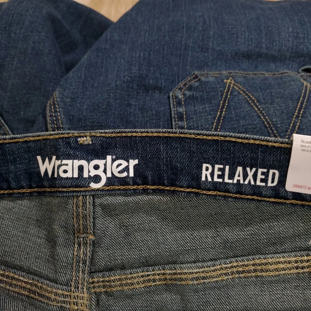 Wrangler relaxed fit