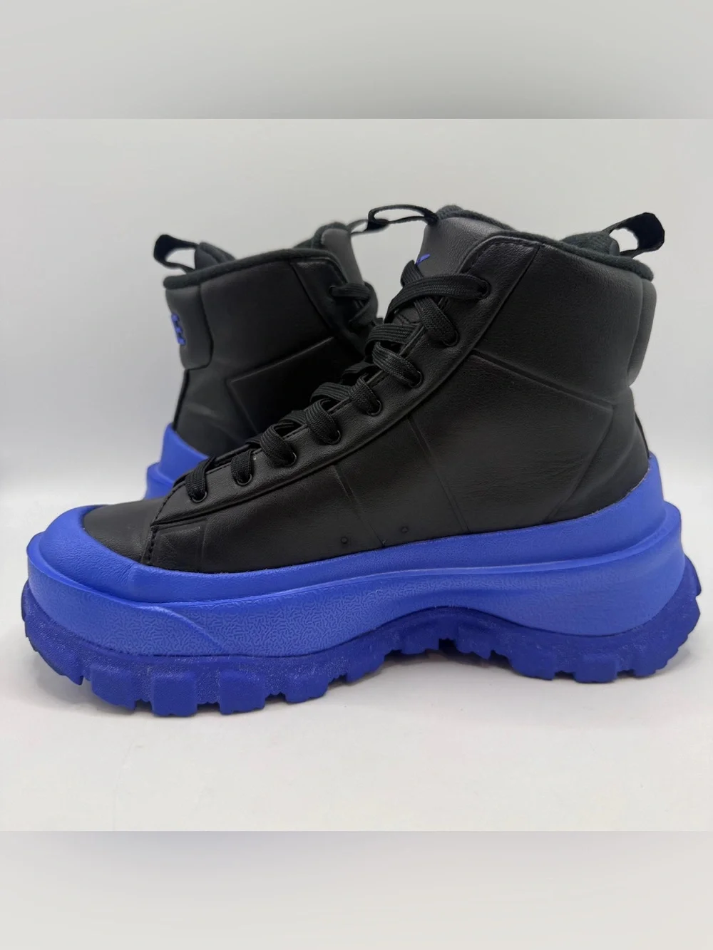 Nike Blazer Roam Mid Winterized Women’s 7 Black Racer Blue FQ9065-001