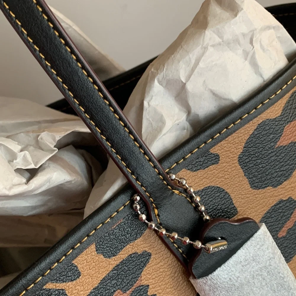 Coach classic tote