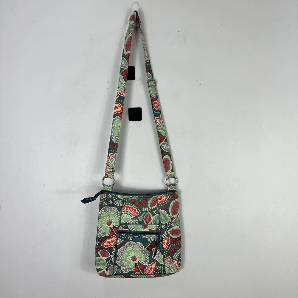 Vera Bradley Floral Crossbody Bag Adjustable Strap Travel Zip‎ Pocket Purse