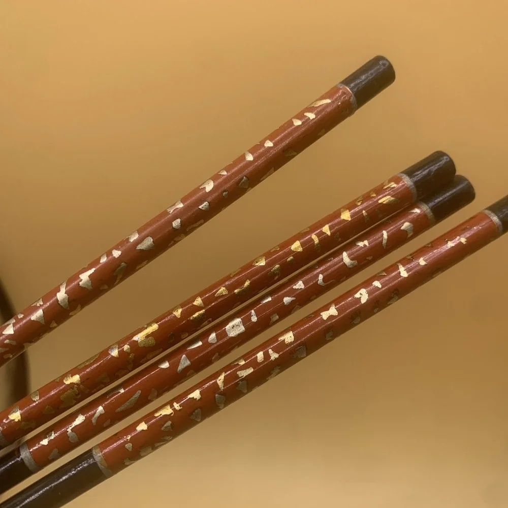N/A chopsticks black