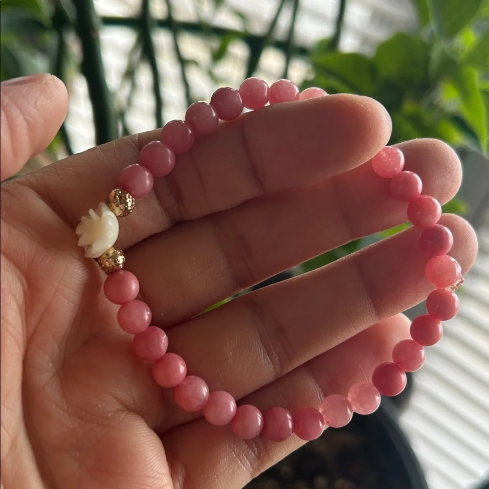 Handmade pink quartzite