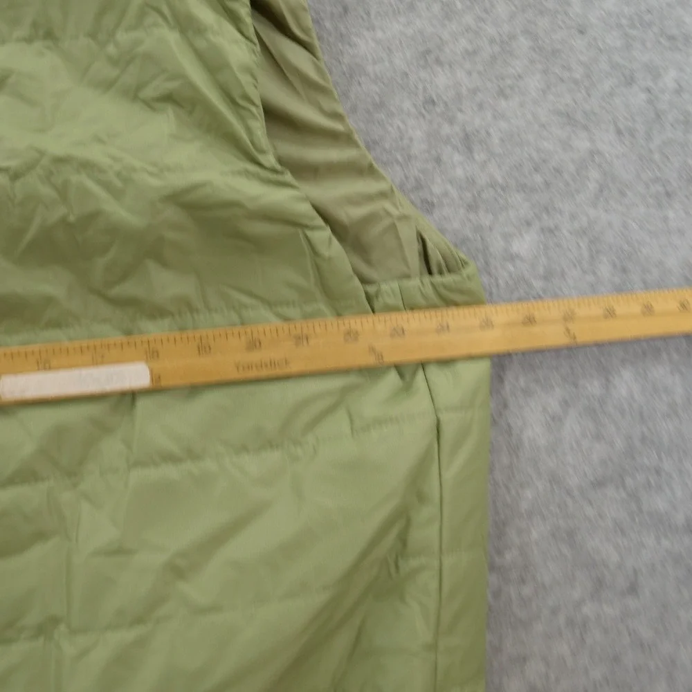 Lacoste gently pre