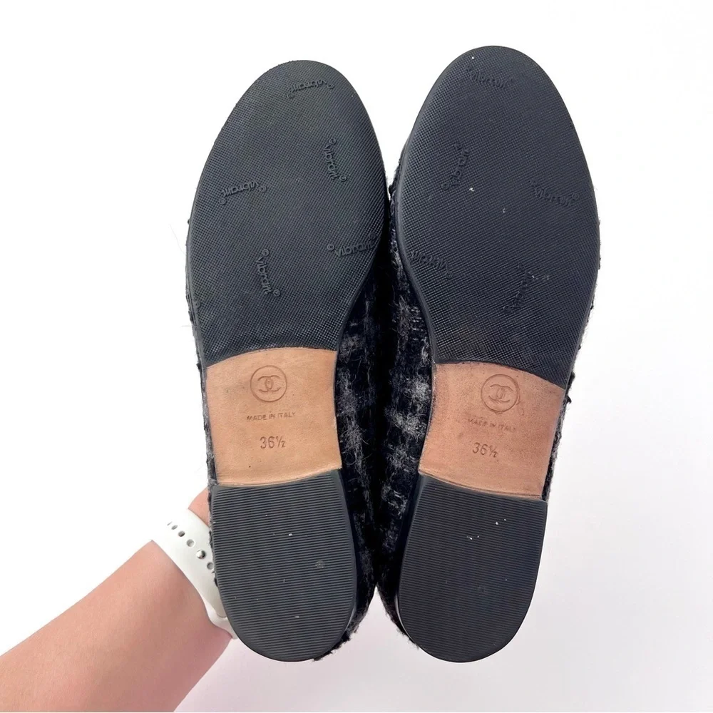 CHANEL good preowned