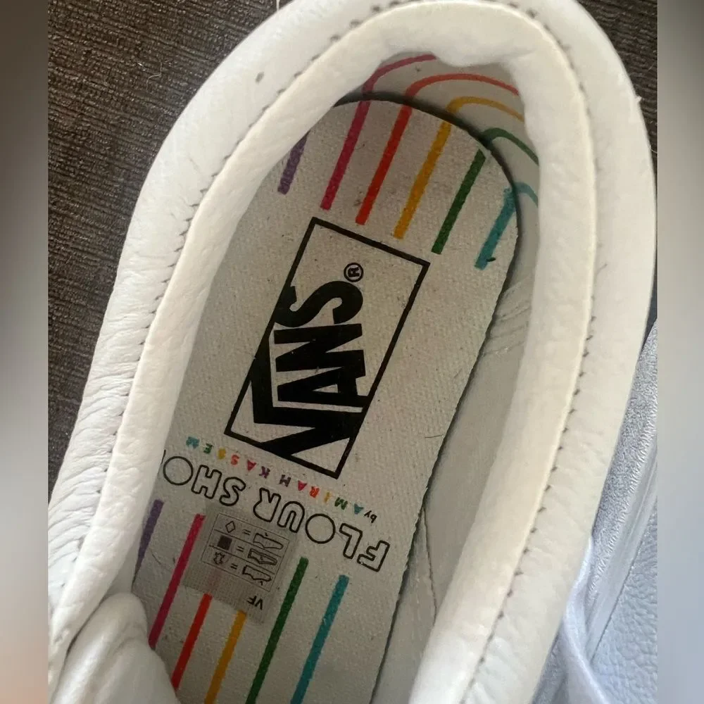 Vans flour shop