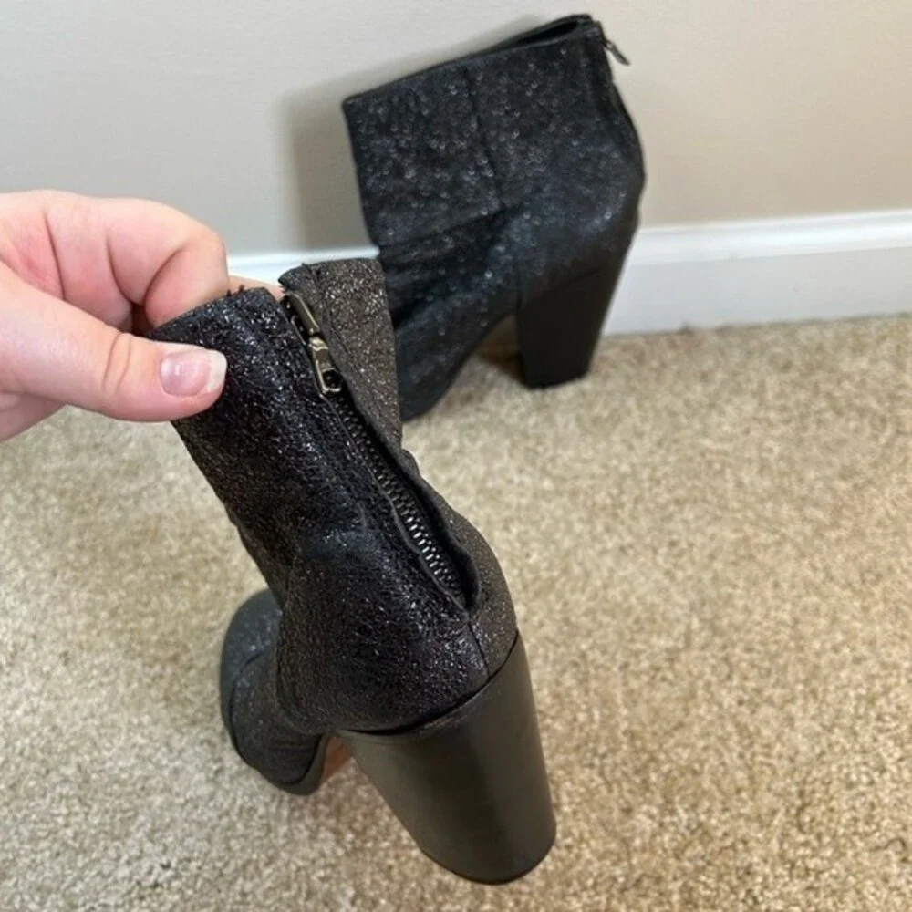 Rag & Bone Newbury Gunmetal Metallic Heeled Booties Size 10