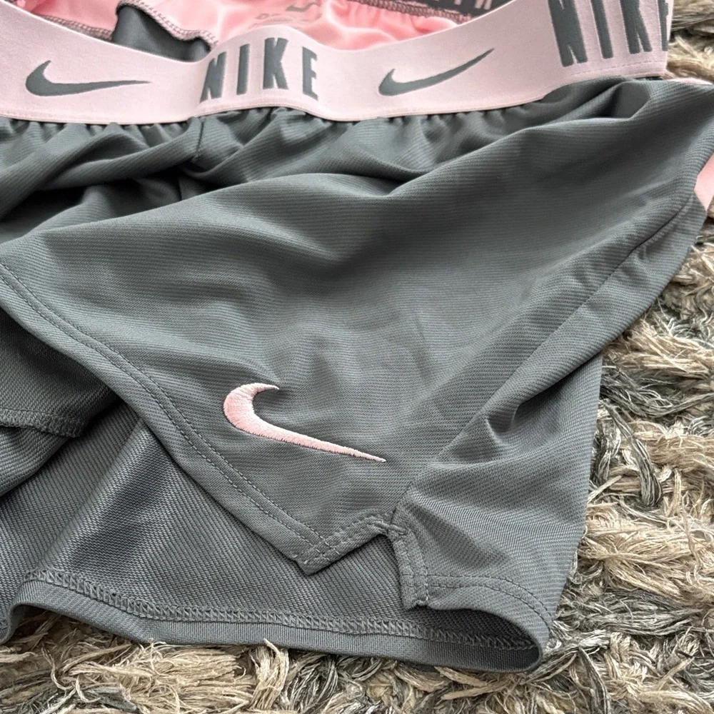 Nike touch lightweight