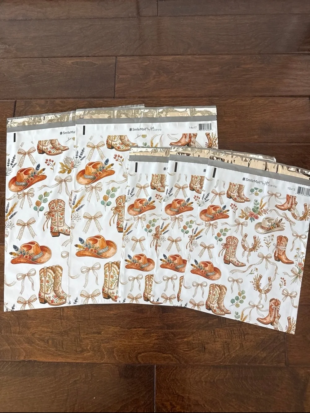 20 Pack - 10x13/14x17” Mix Cute Cow Girlies Poly Mailers (10 Each Size)