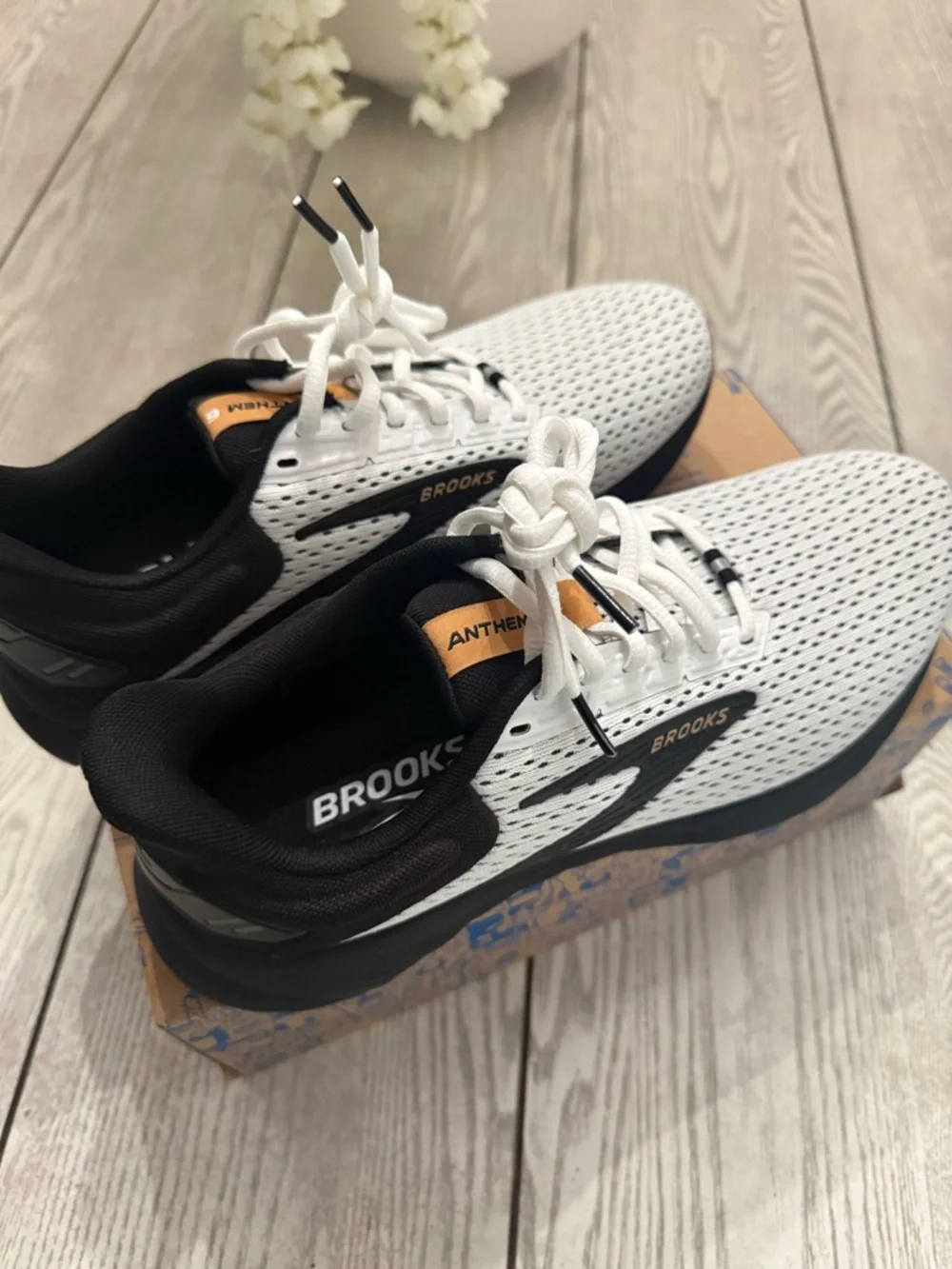 Brooks anthem men