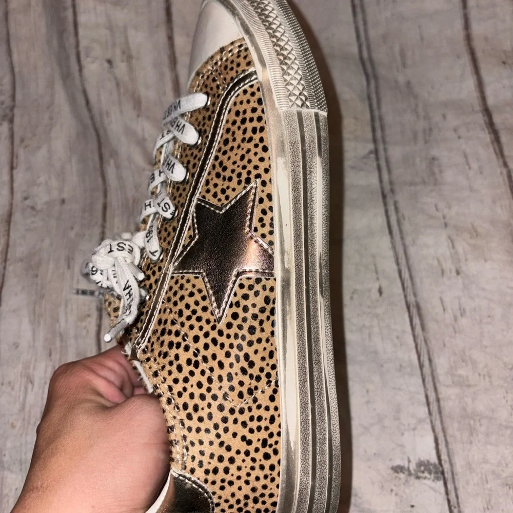 Vintage Havana cheetah print ALIVE sneakers 8.5