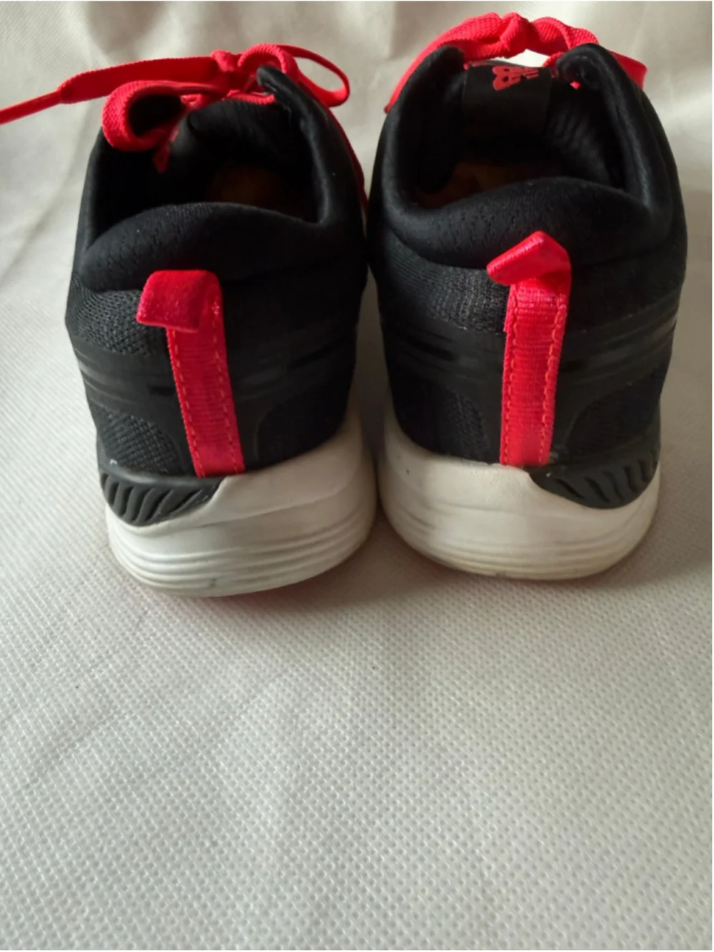 New Balance women new