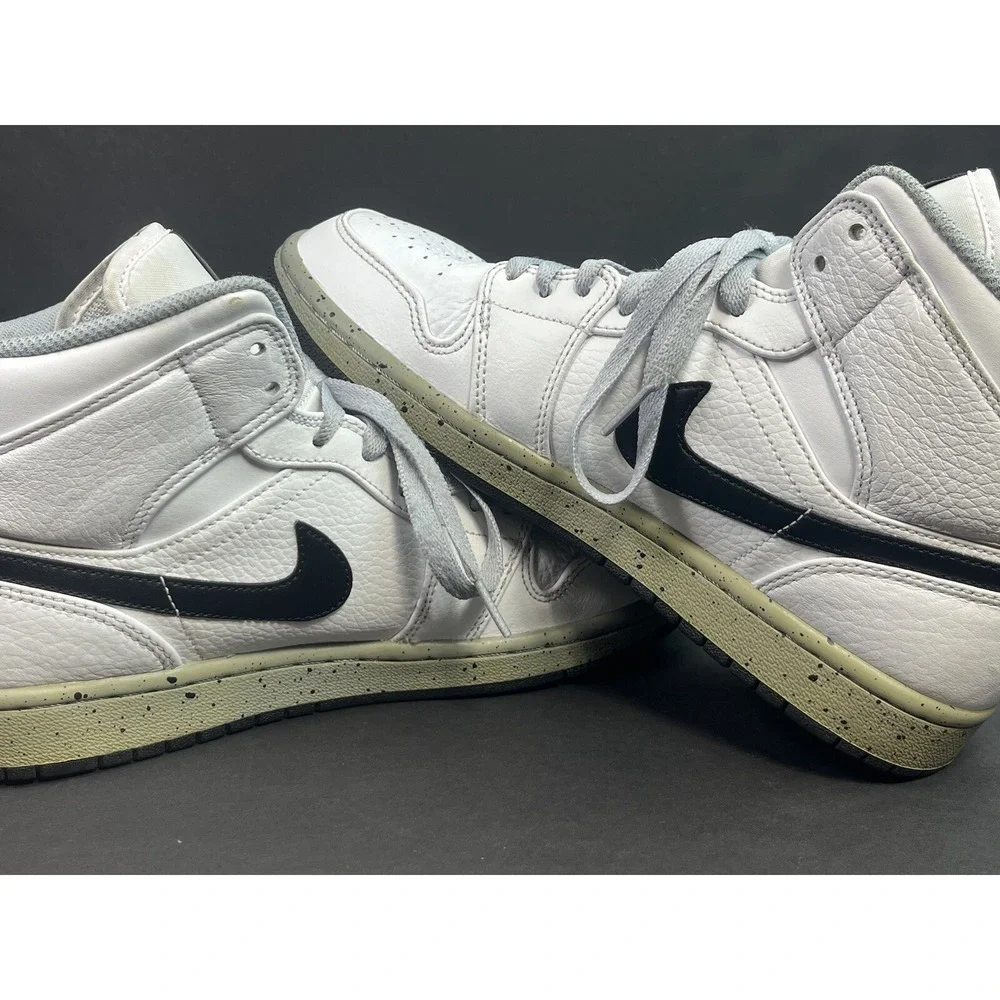 Nike excellent gently