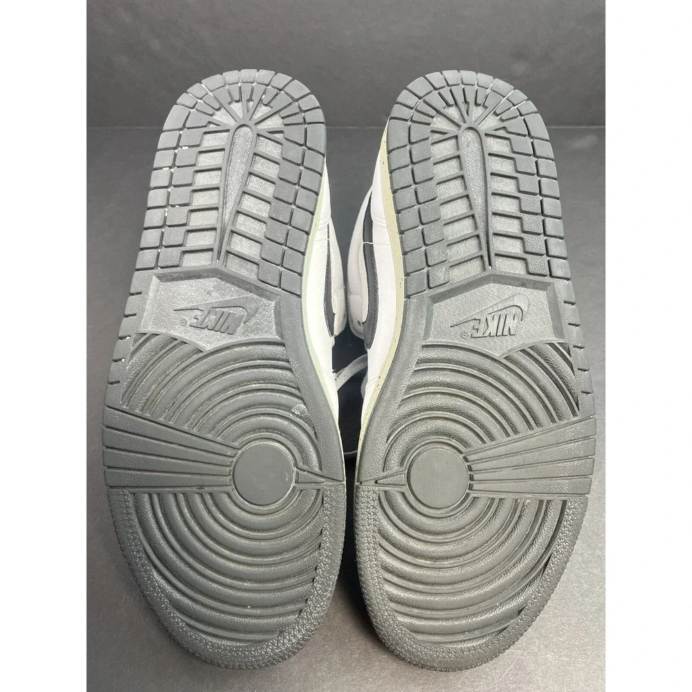 Nike excellent gently