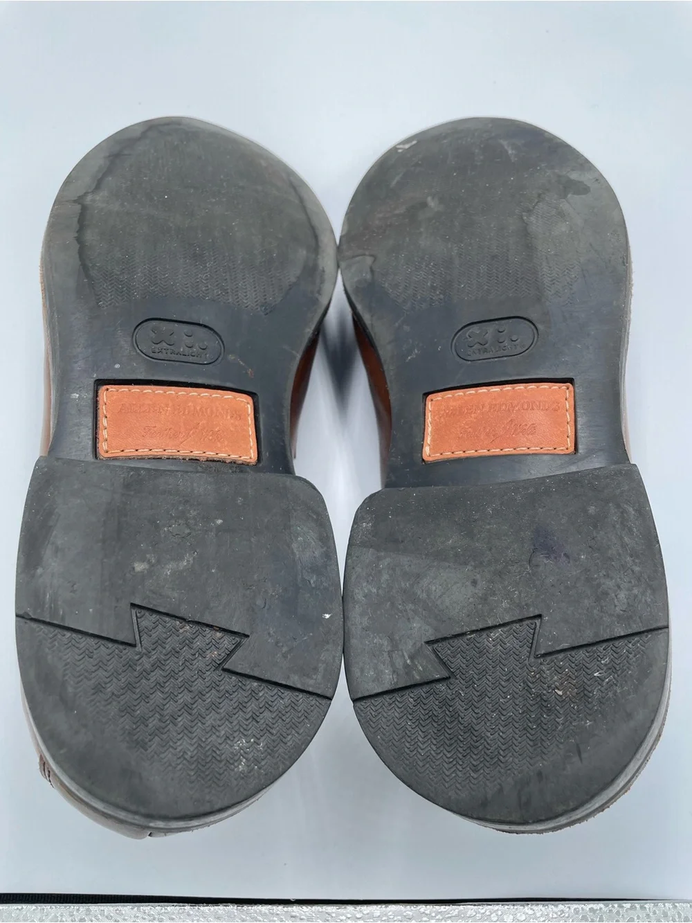 Allen Edmonds sleek leather