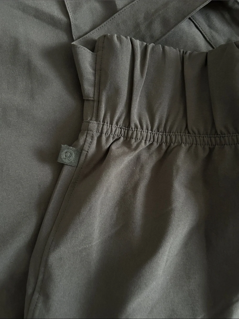 lululemon athletica size 12