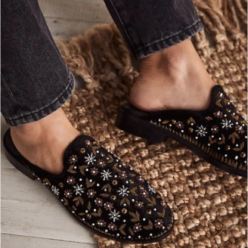 Free People black beaded/studded velvet slip on loafer mules 38(7.5)