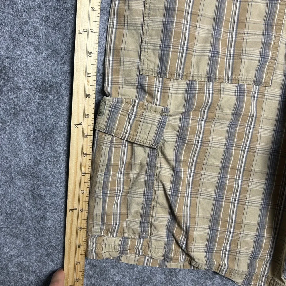 Wrangler cargo shorts