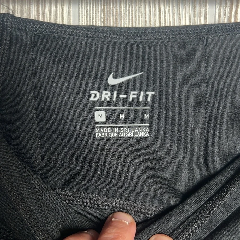 Nike medium black