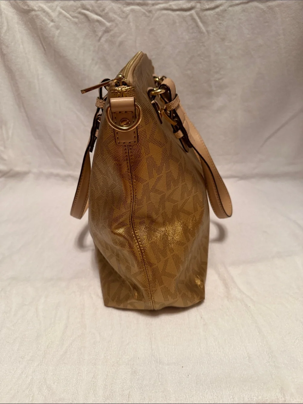 Michael Kors spacious michael