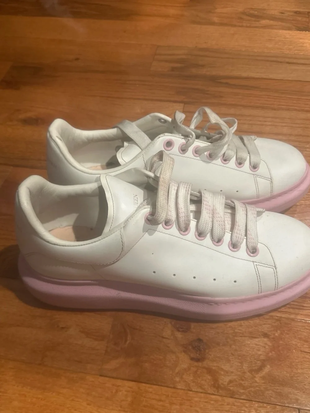 Alexander McQueen classic alexander