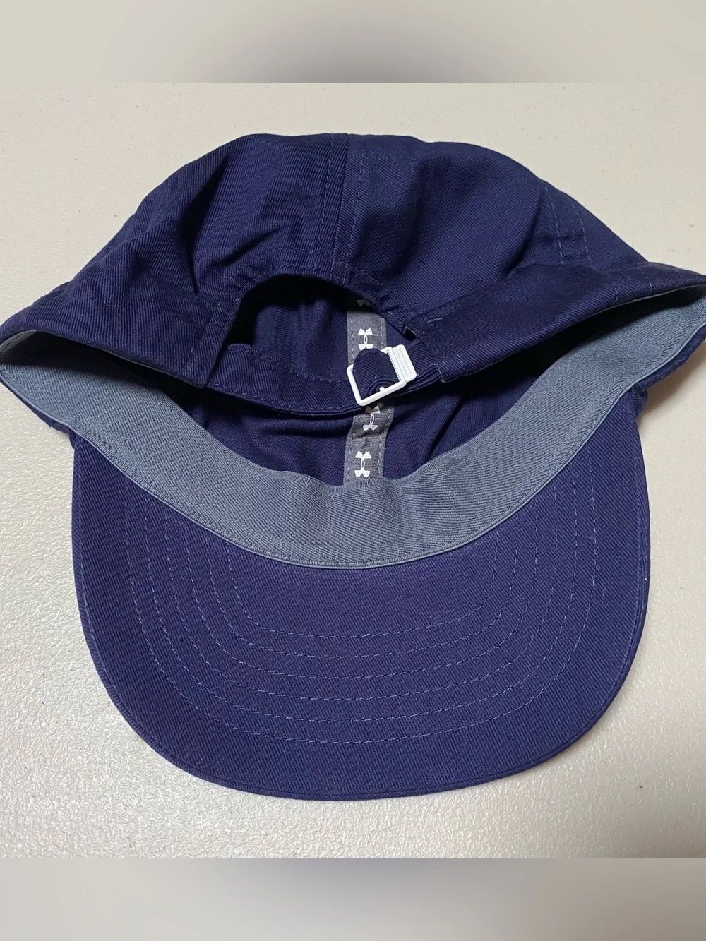 Brand New Under Armour Deep Navy Curved Bill Cap with White Logo Unsex Size