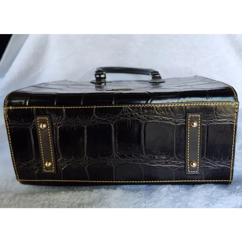 Dooney & Bourke pockets retirement some