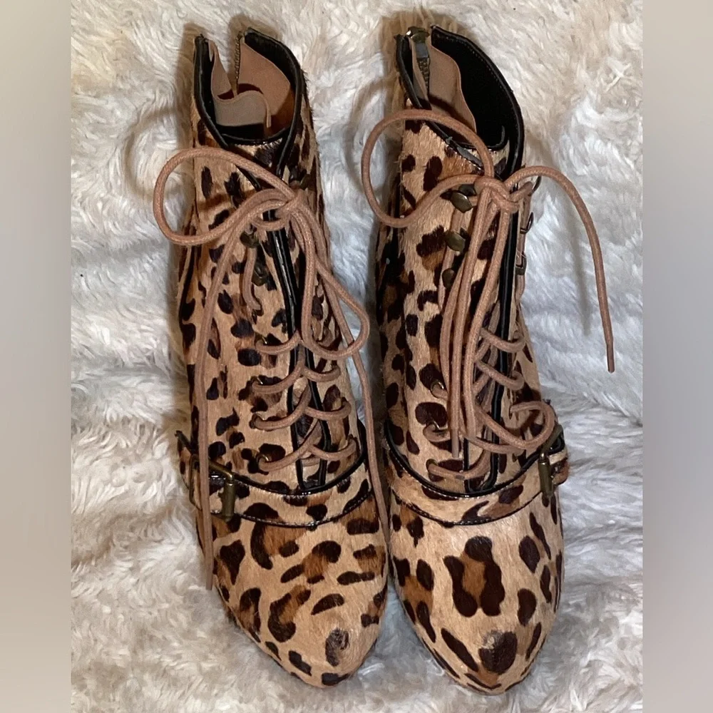 Steve Madden defective foot thanks