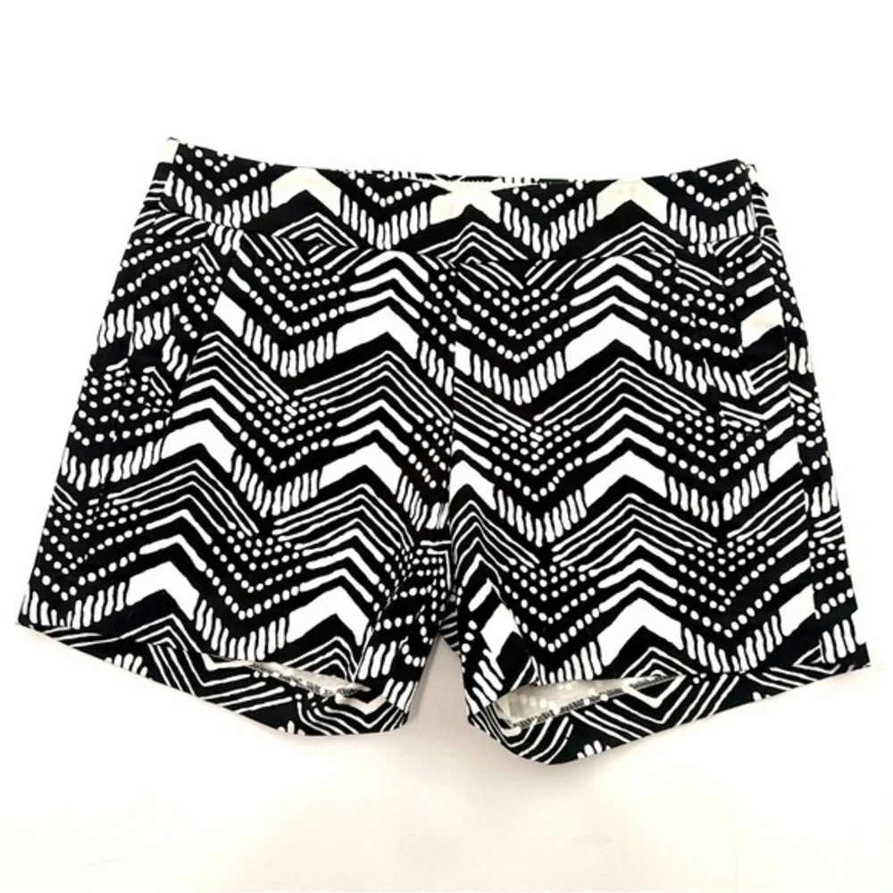 J. Crew Stretch Chino Shorts Black and White Tribal Stripes Size 6