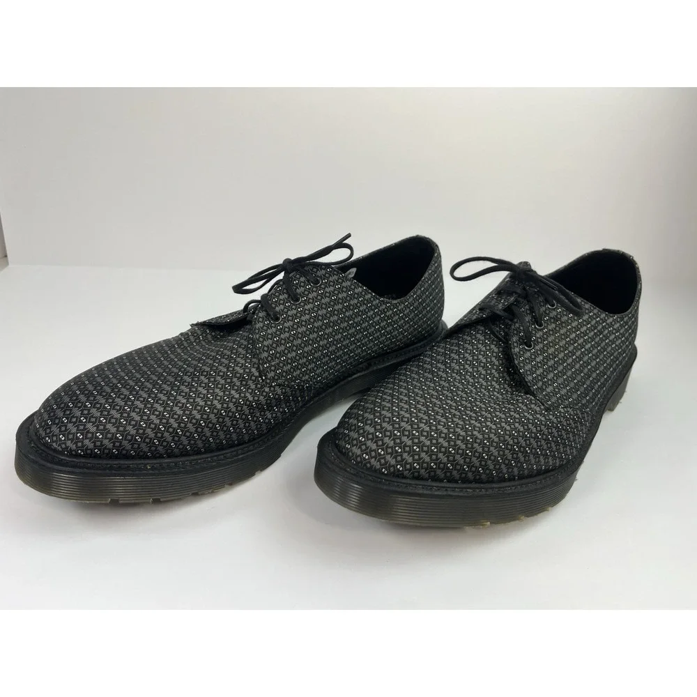Dr. Martens these shoes