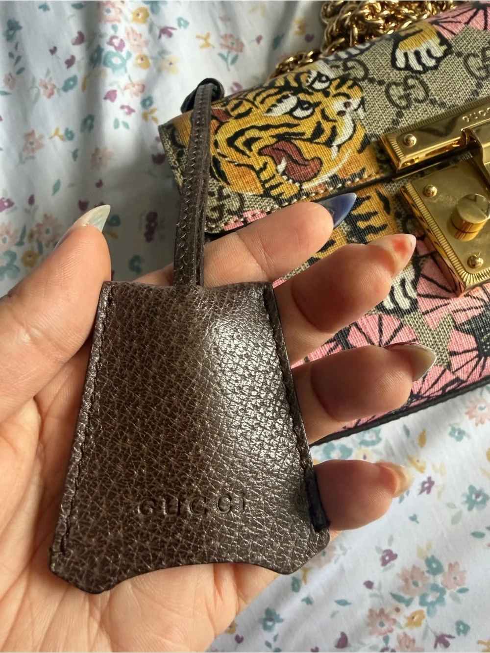 Gucci stylish beige 11