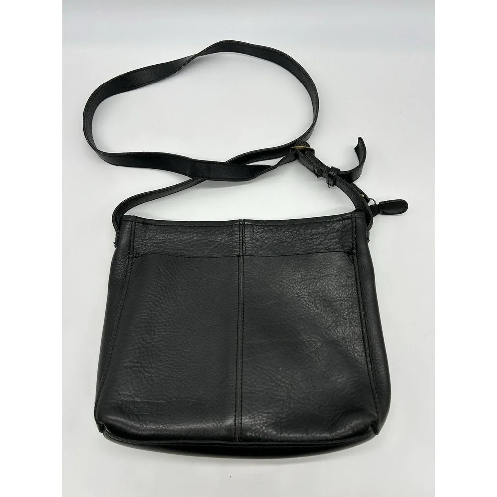 Duluth‎ Trading Co Lifetime Leather Sling Crossbody Bag Black Pebbled Purse